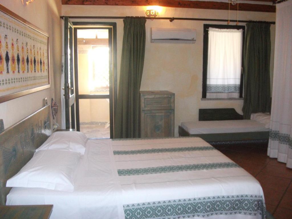 Hotel Fiore Di Maggio Villasimius Chambre photo