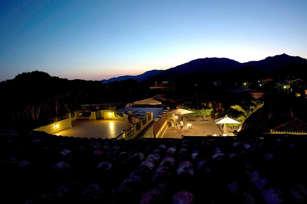 Hotel Fiore Di Maggio Villasimius Extérieur photo