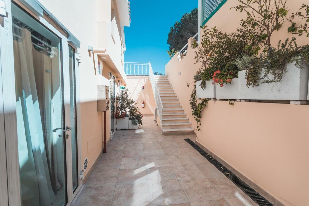 Hotel Fiore Di Maggio Villasimius Extérieur photo