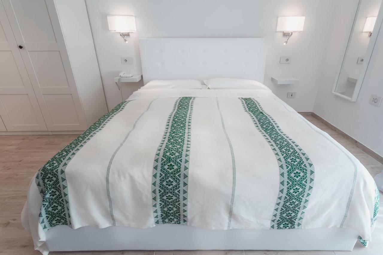 Hotel Fiore Di Maggio Villasimius Extérieur photo